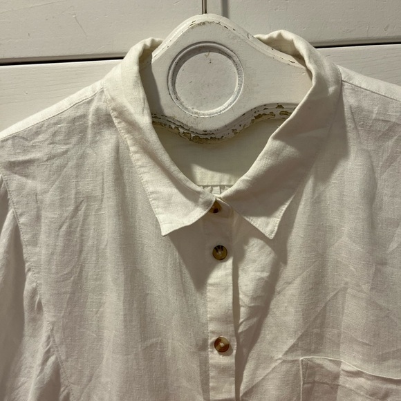 🤍HOLDING HORSES for Anthropologie – White Buttoned Linen Blouse – Size S - Picture 8 of 9